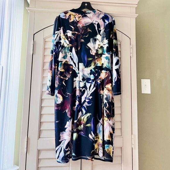 Women’s Size Large Catherine Malandrino Dark Floral Pleated Midi Dress - Picture 2 of 12